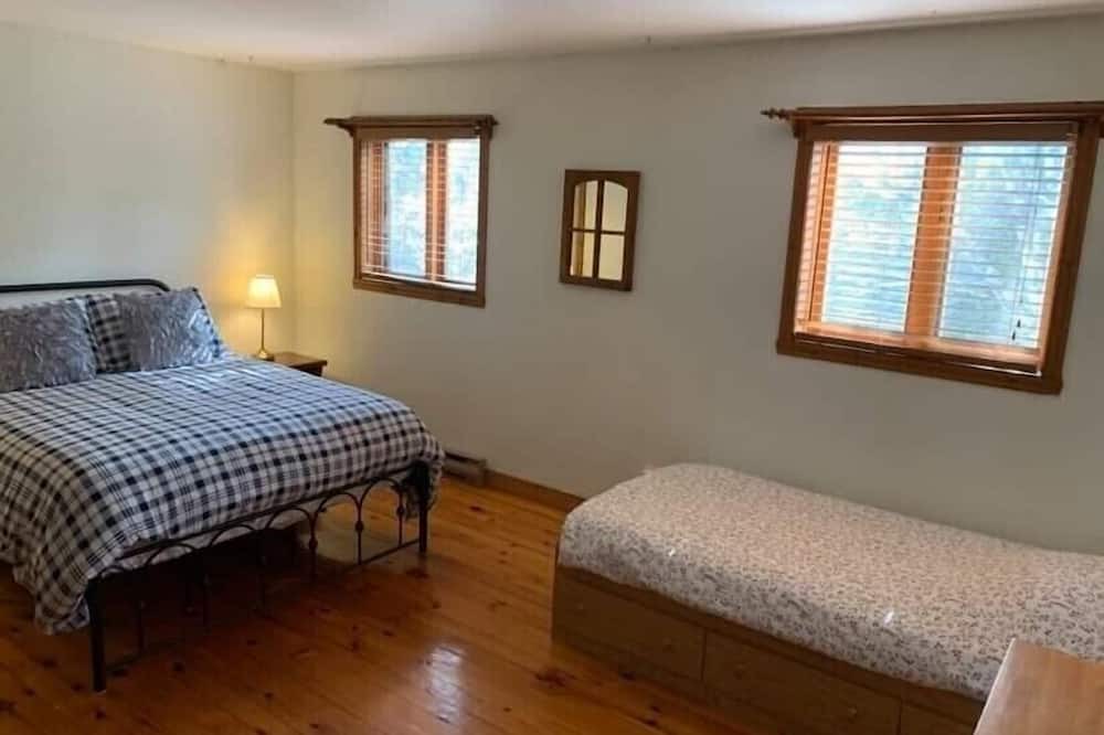 Photo of Bedroom in Sainte-Beatrix