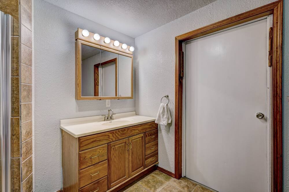 Photo of Bathroom in Norman