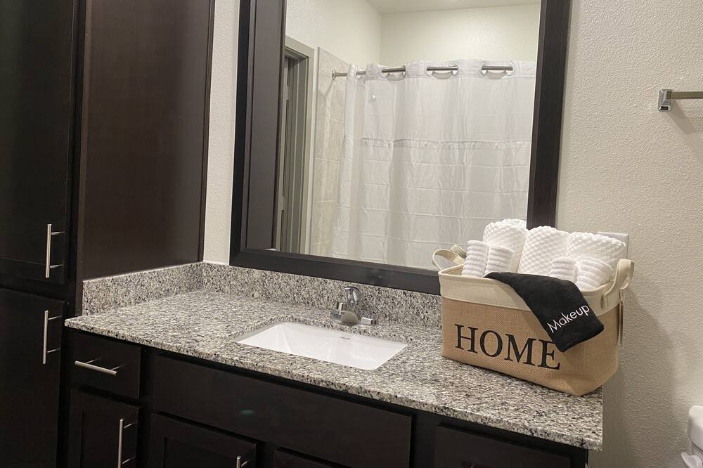 Photo of Bathroom in Central Southwest
