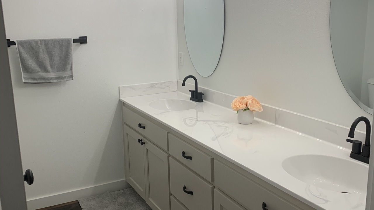 Photo of Bathroom in Pelsor