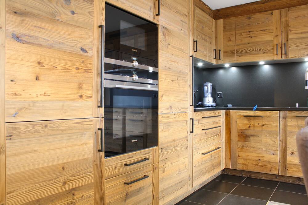 Photo of Kitchen in Lens