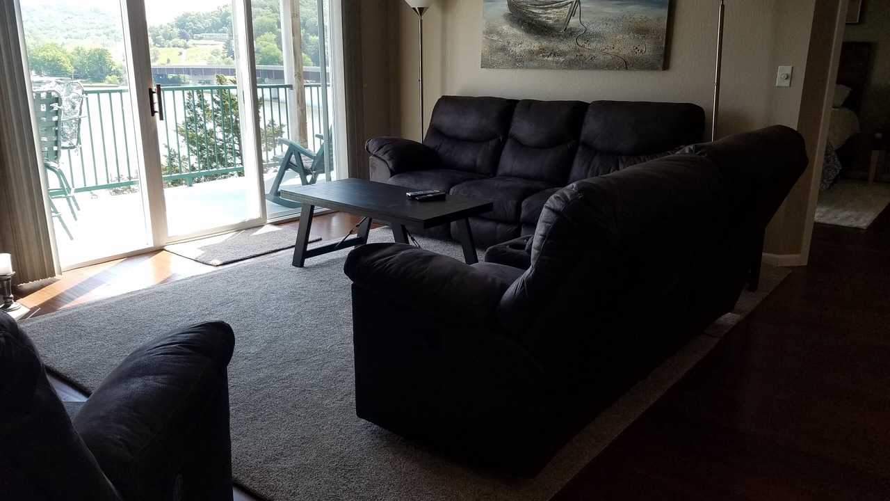 Photo of Livingroom in Camdenton