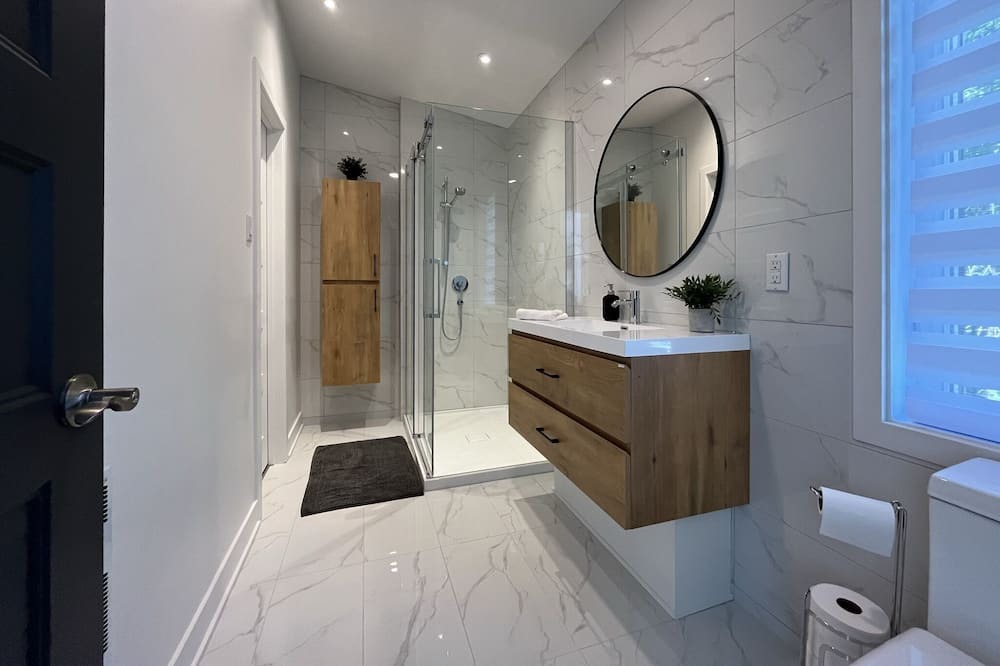 Photo of Bathroom in Shawinigan