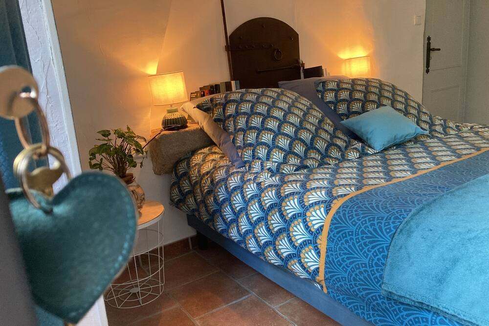 Photo of Bedroom in Chandolas
