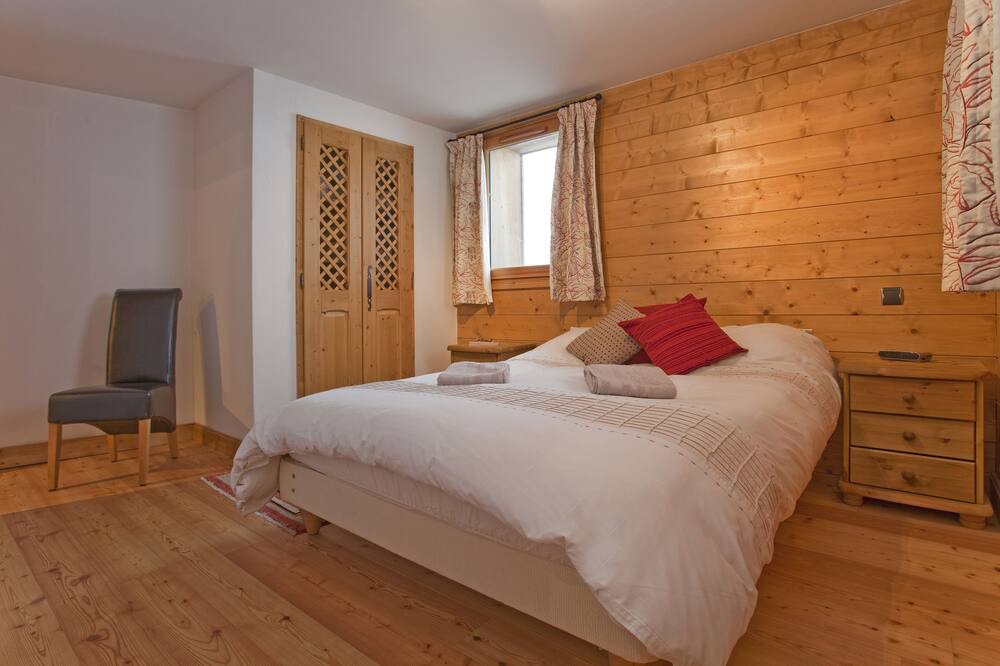 Photo of Bedroom in Le Tour