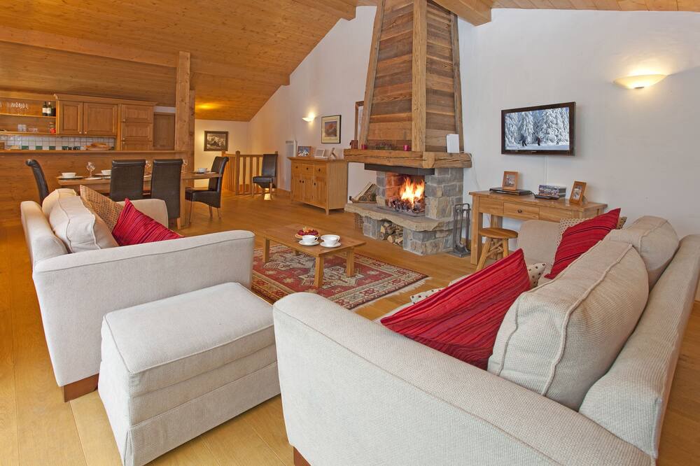 Photo of Livingroom in Le Tour