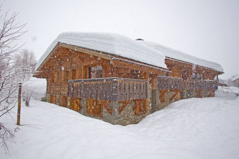 Photo of Outdoor in Le Tour