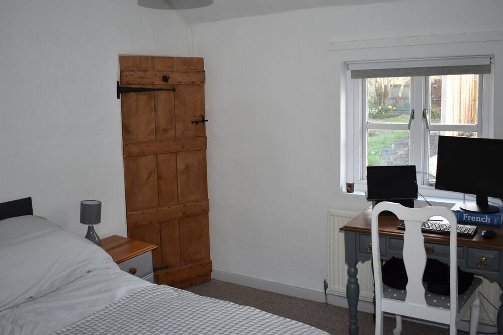 Photo of Bedroom in Petersfield