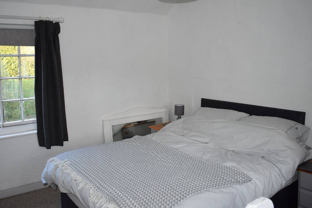 Photo of Bedroom in Petersfield