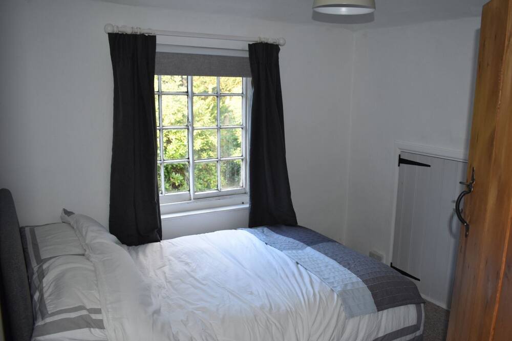 Photo of Bedroom in Petersfield