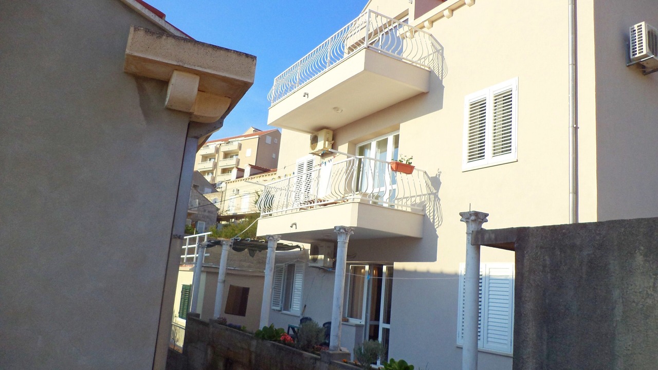 Photo of Outdoor in Gruz