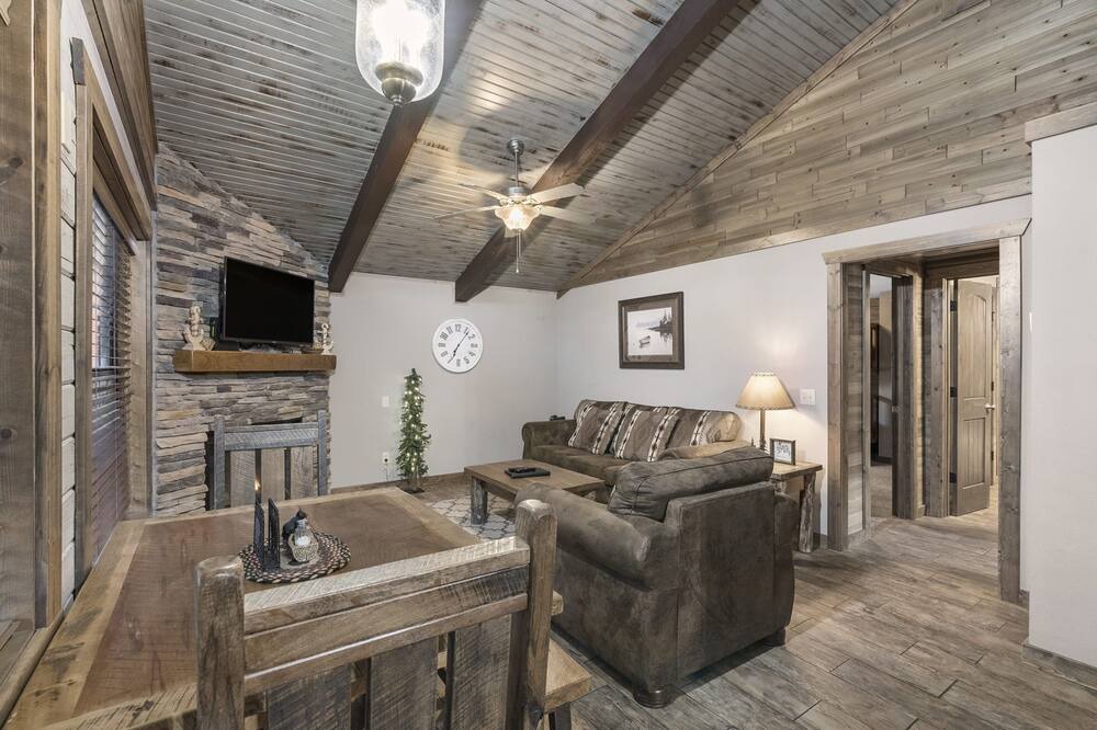 Photo of Livingroom in Indian Point
