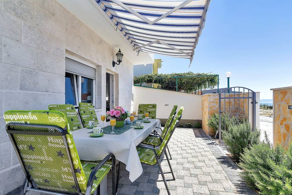 Photo of Patio Balcony in Krvavica