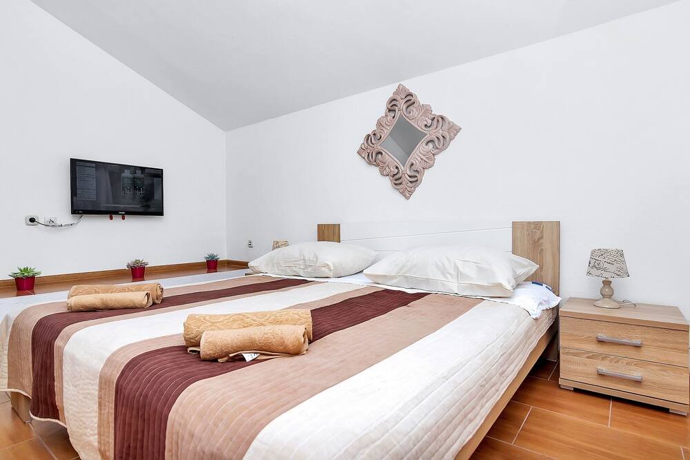 Photo of Bedroom in Krvavica