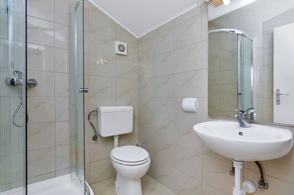 Photo of Bathroom in Krvavica