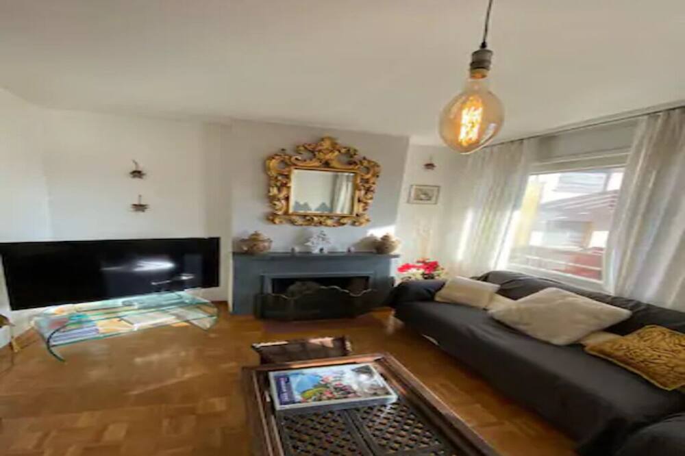 Photo of Livingroom in Noes