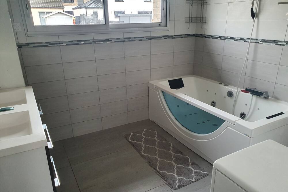 Photo of Bathroom in Lievin