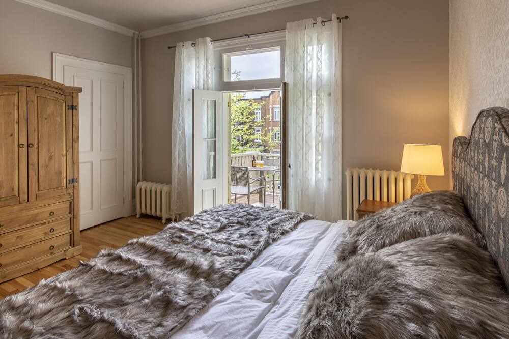 Photo of Bedroom in Montcalm