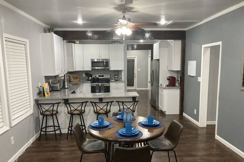 Photo of Kitchen in Highland Historic District
