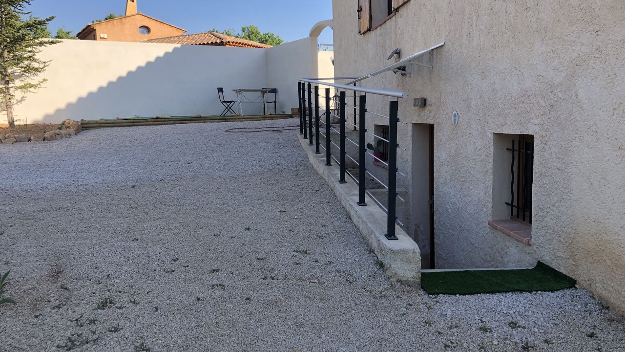 Photo of Outdoor in Chateau Gombert