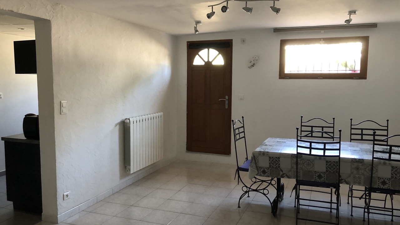 Photo of Bedroom in Chateau Gombert