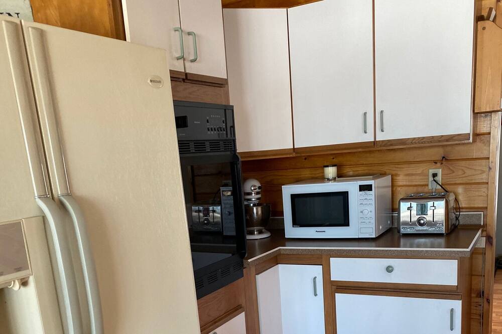 Photo of Kitchen in Perrault Falls