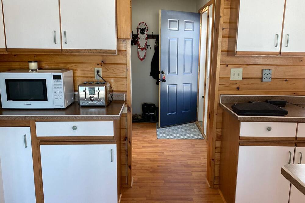 Photo of Kitchen in Perrault Falls
