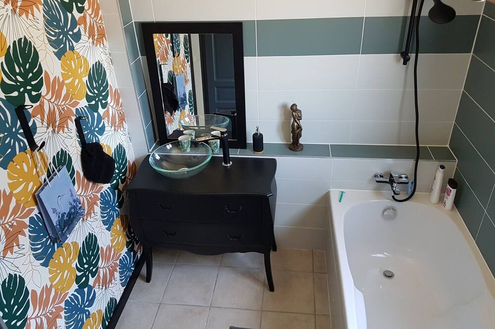 Photo of Bathroom in Tharon-Plage