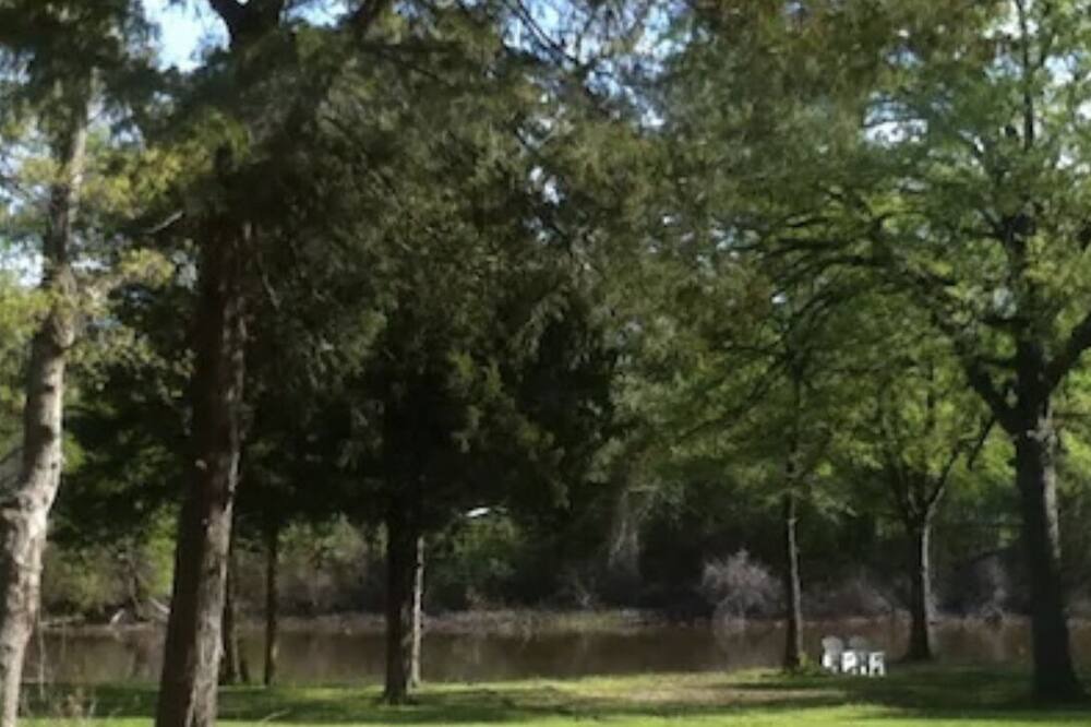 Photo of Outdoor in Quinlan