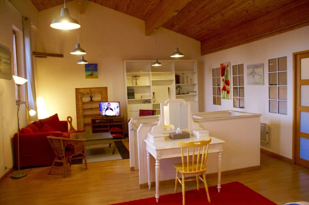 Photo of Livingroom in Villenouvelle