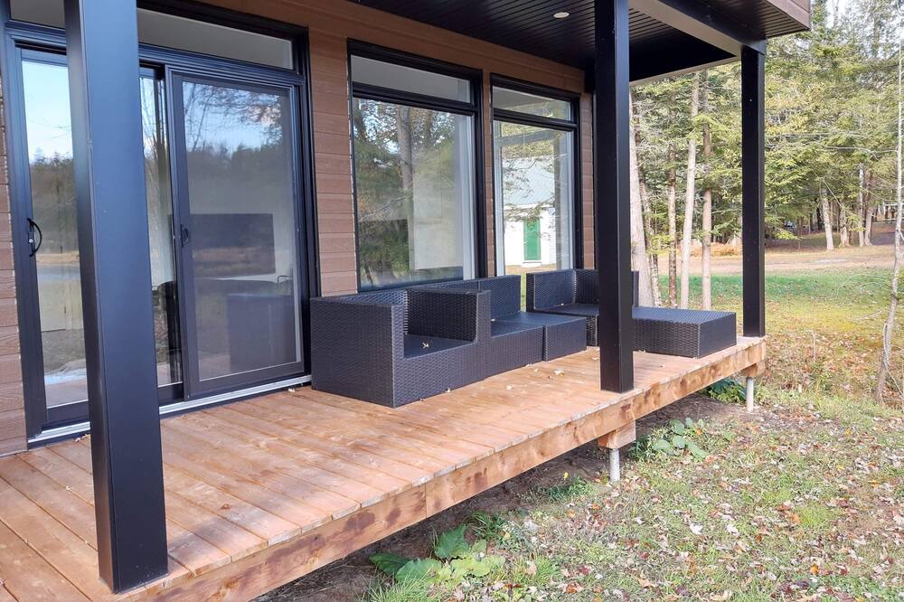 Photo of Patio Balcony in Georgeville
