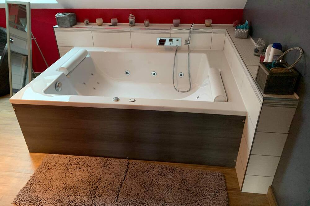 Photo of Bathroom in Nielles-les-Ardres