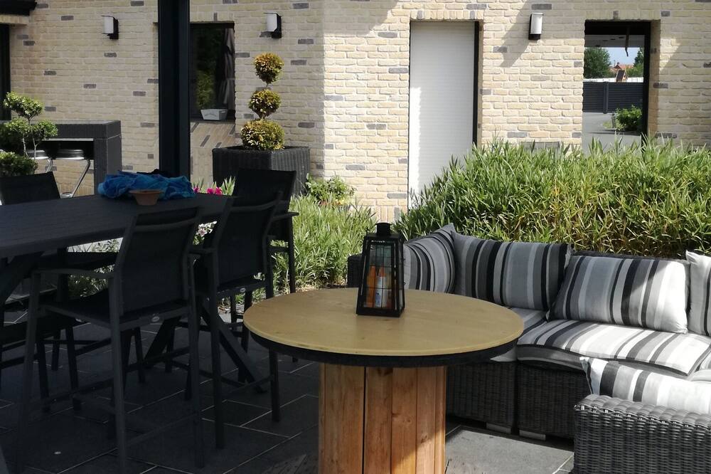 Photo of Patio Balcony in Nielles-les-Ardres