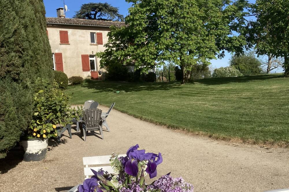 Photo of Outdoor in Leojac