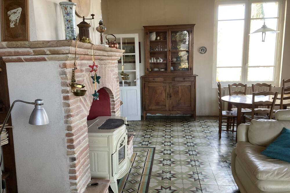 Photo of Kitchen in Leojac