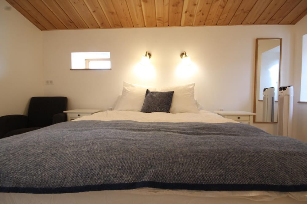 Photo of Bedroom in Chatenay