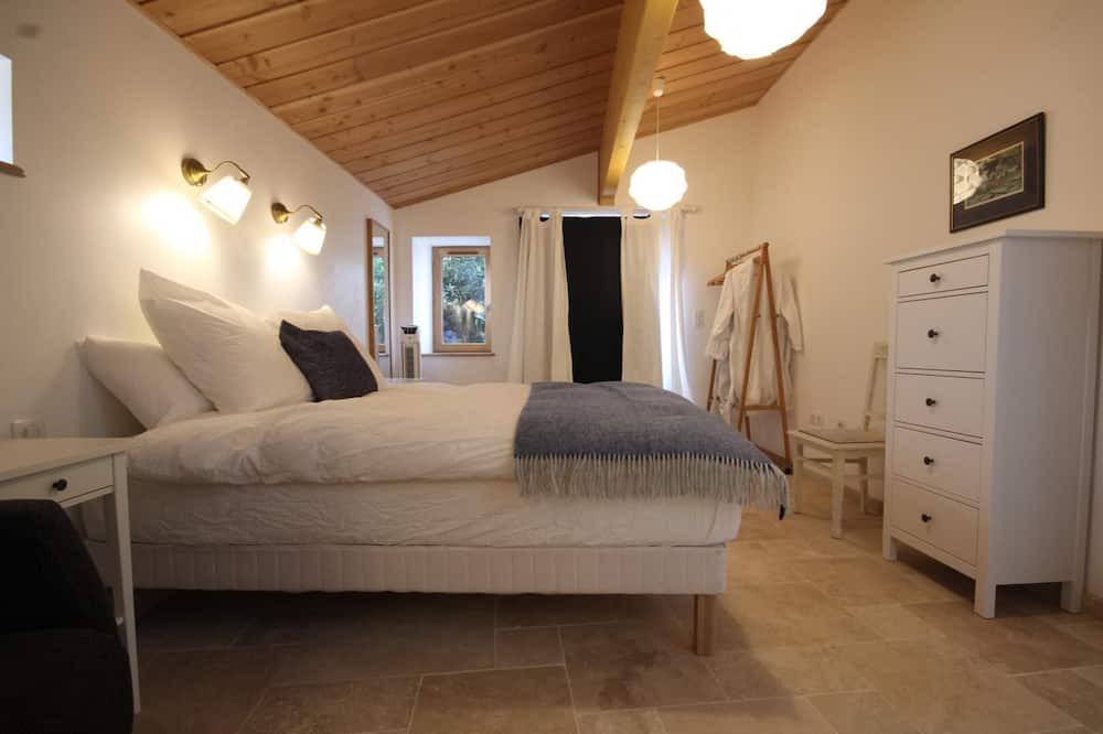 Photo of Bedroom in Chatenay