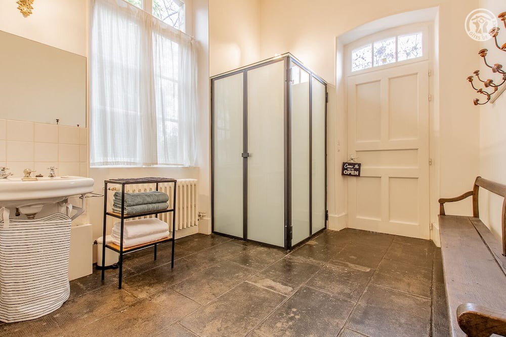 Photo of Bedroom in Saint-Gengoux-le-National