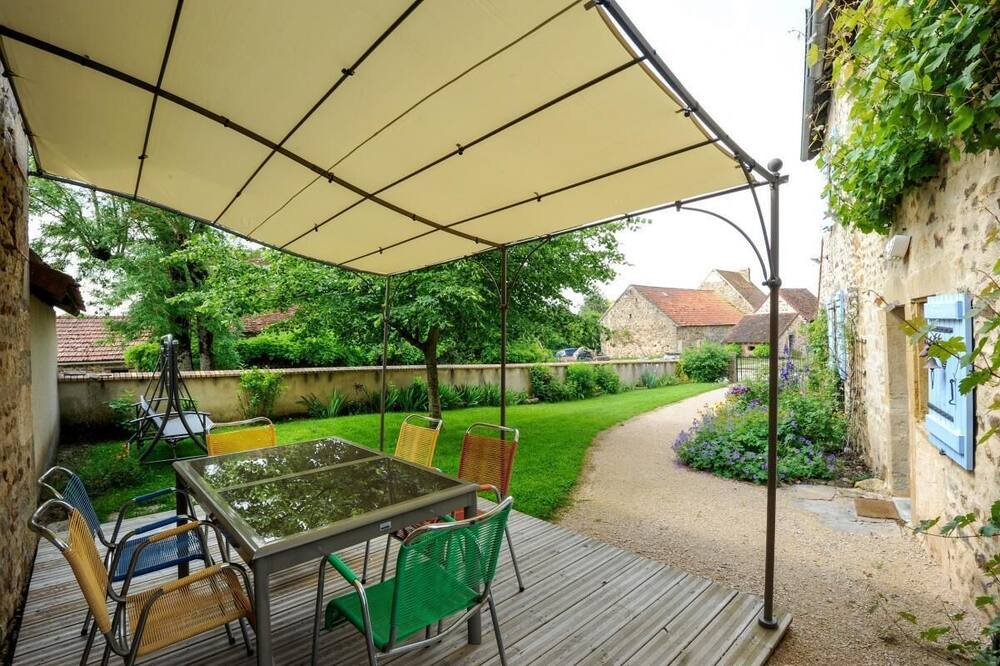 Photo of Patio Balcony in Baron