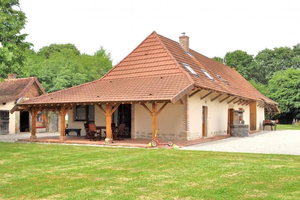 Photo of Outdoor in Frontenaud