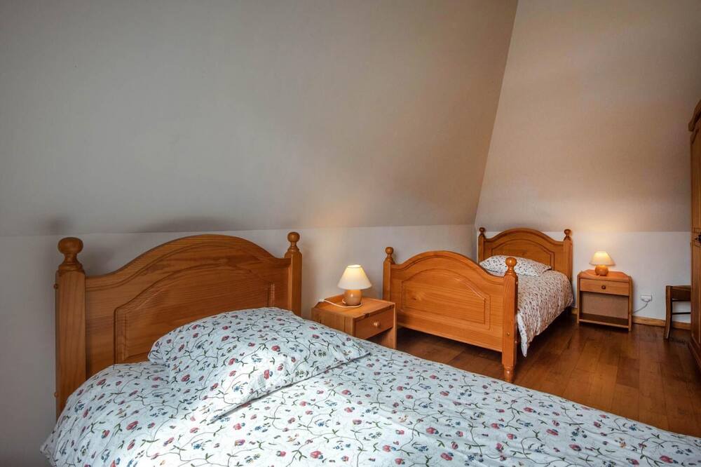 Photo of Bedroom in Frontenaud