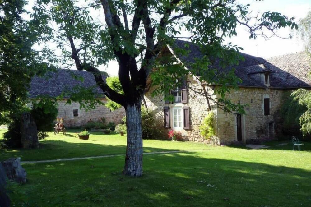 Photo of Outdoor in Salles-la-Source