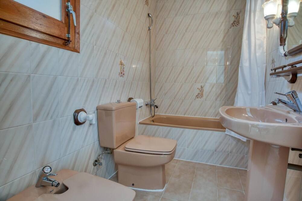 Photo of Bathroom in Arbucies