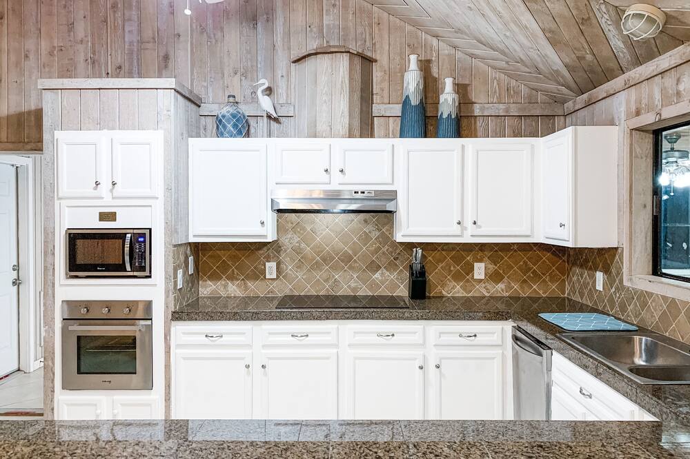 Photo of Kitchen in Cedar Lane
