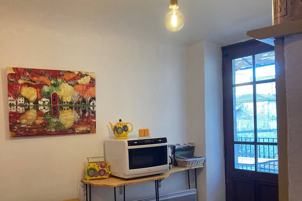 Photo of Livingroom in Chandolas