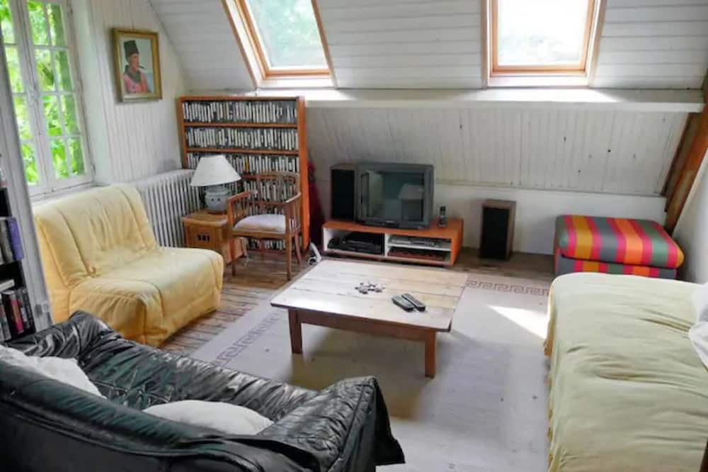 Photo of Livingroom in Saint-Aubin-sur-Scie