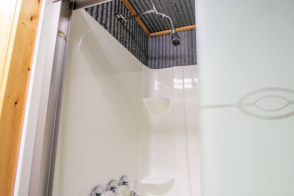 Photo of Bathroom in Jasper