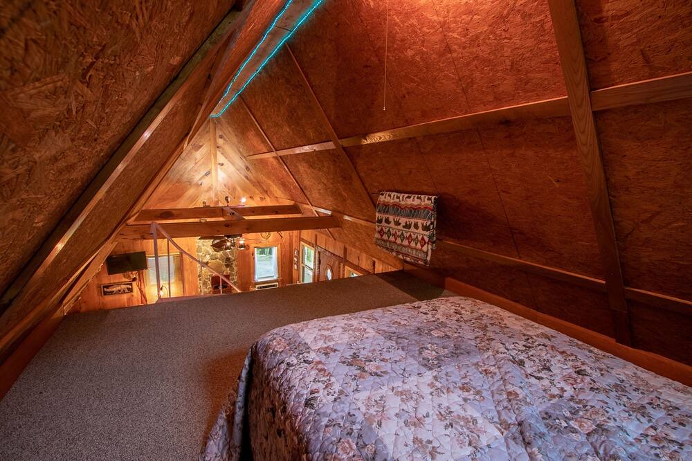 Photo of Bedroom in Jasper