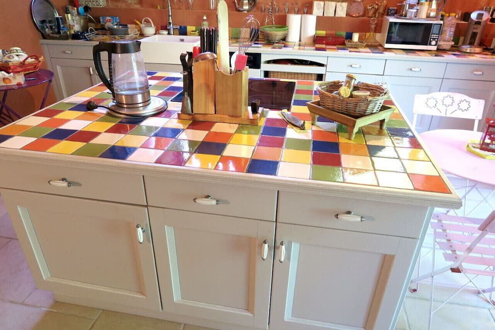Photo of Kitchen in Lavault-de-Fretoy
