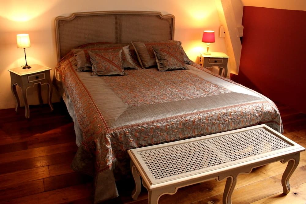 Photo of Bedroom in Lavault-de-Fretoy